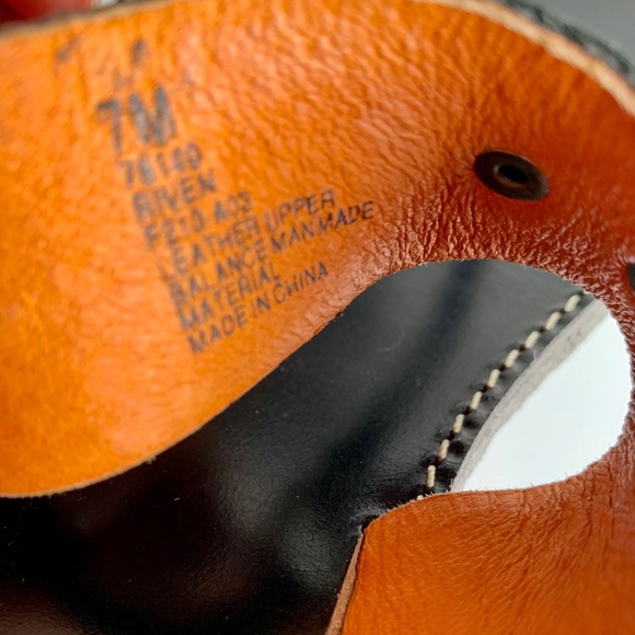 Frye Women’s Black Sandals - Picture 3 of 8